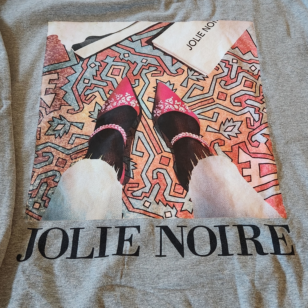 Jolie Noire Graphic Sweatshirt Size XL - Picture 2 of 10